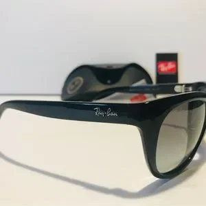 Ray-Ban Women\'s Sunglasses RB 4216 601/11 Made Italy NWT Ray-Ban | Accessories | Rayban Womens Sunglasses Rb 426 6111  main image 3